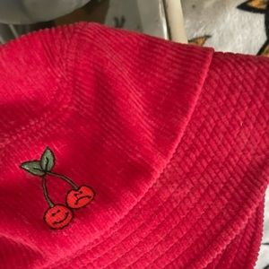 Valfre bucket hat